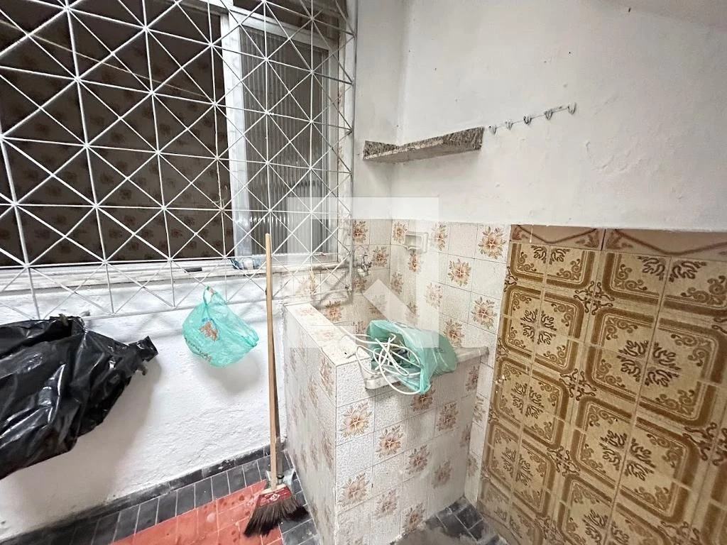 Casa sem mobília com 2 quartos e varanda — photo 11