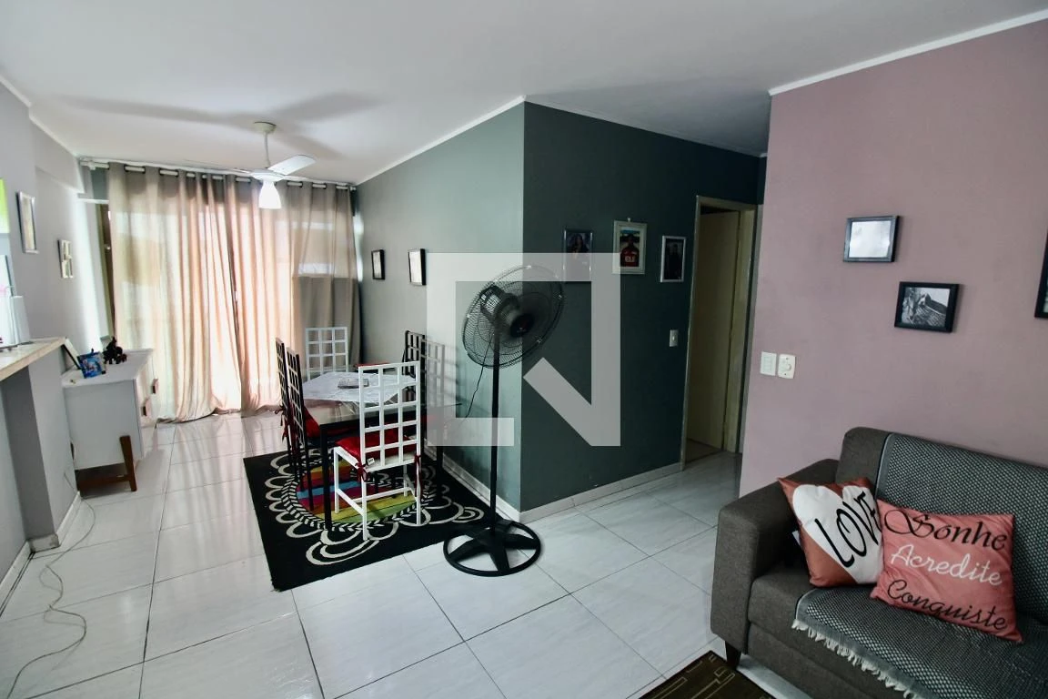 Furnished 2-bedroom apartment with 2 bathrooms — photo 16