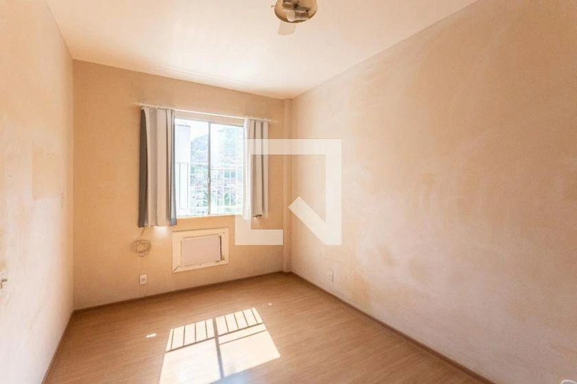 52 m² apartment with a mountain view and a home office — photo 10