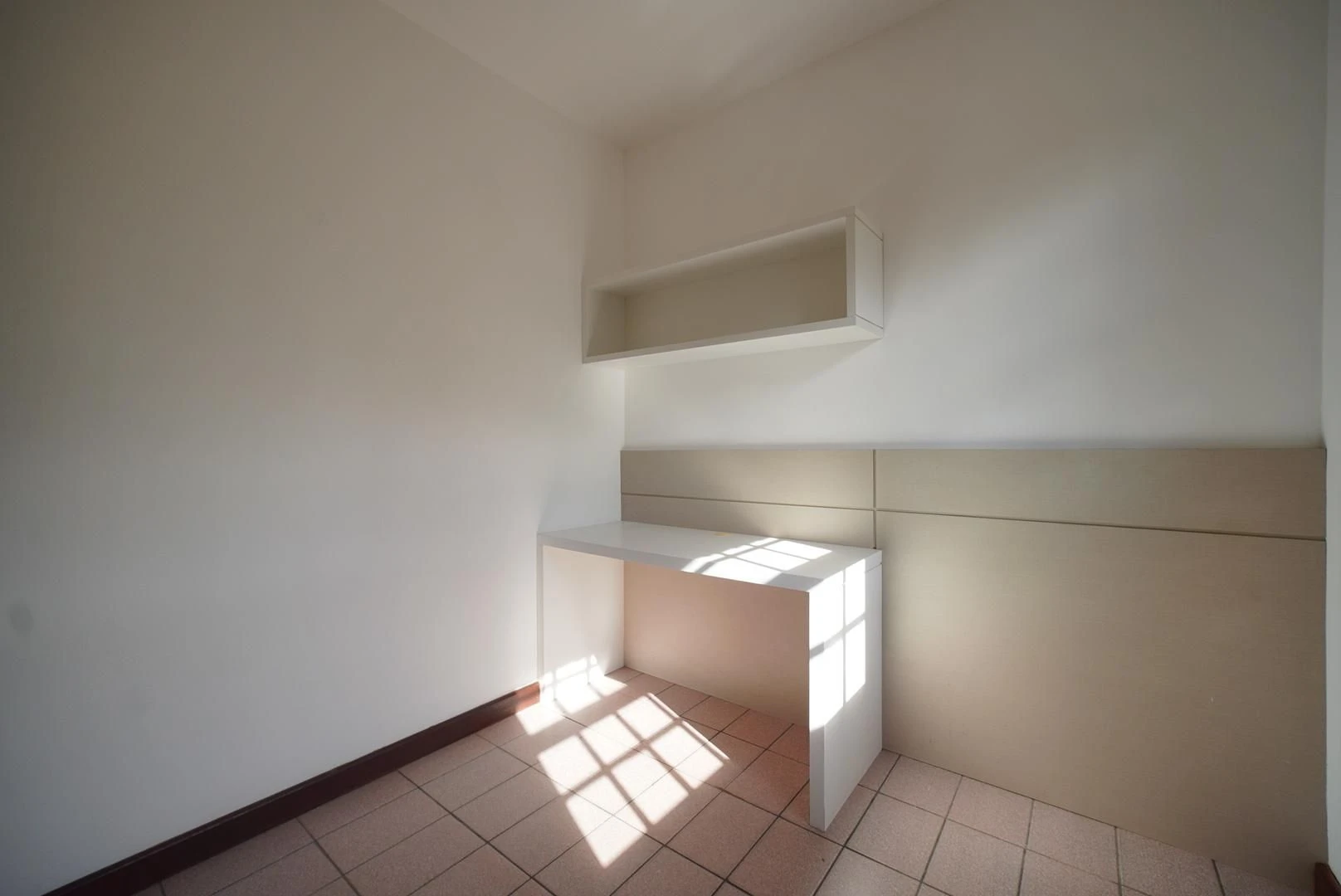 4-bedroom house with a garden — photo 14