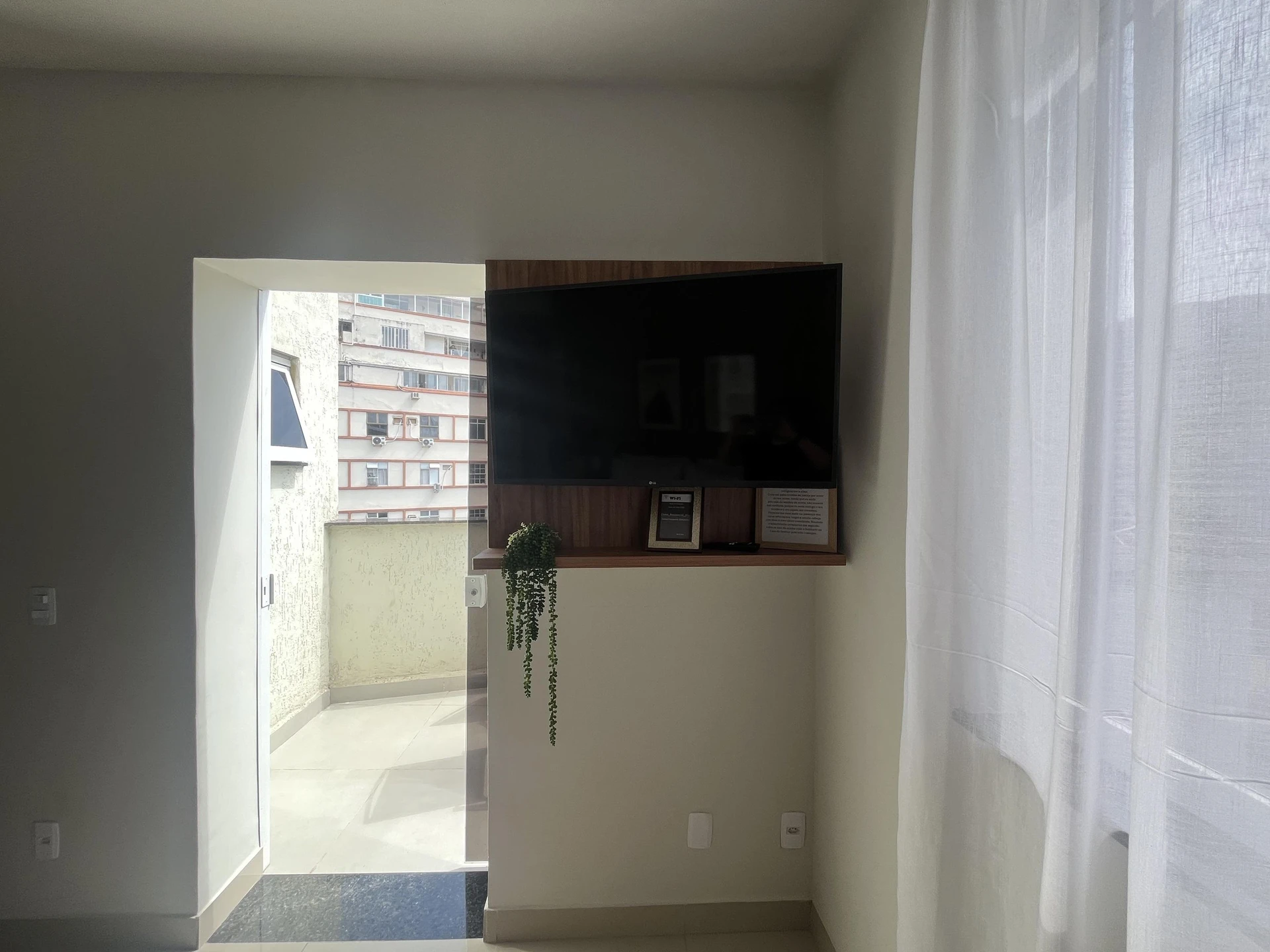Furnished studio, 30 m², with a washing machine — photo 15