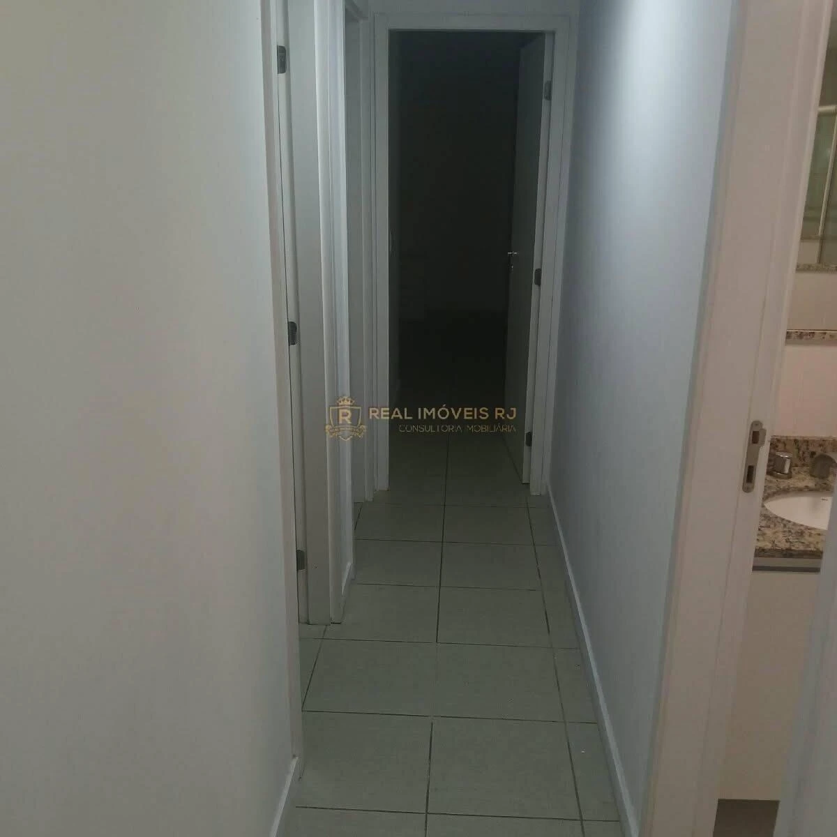 3-bedroom apartment in a building with a sauna — photo 16