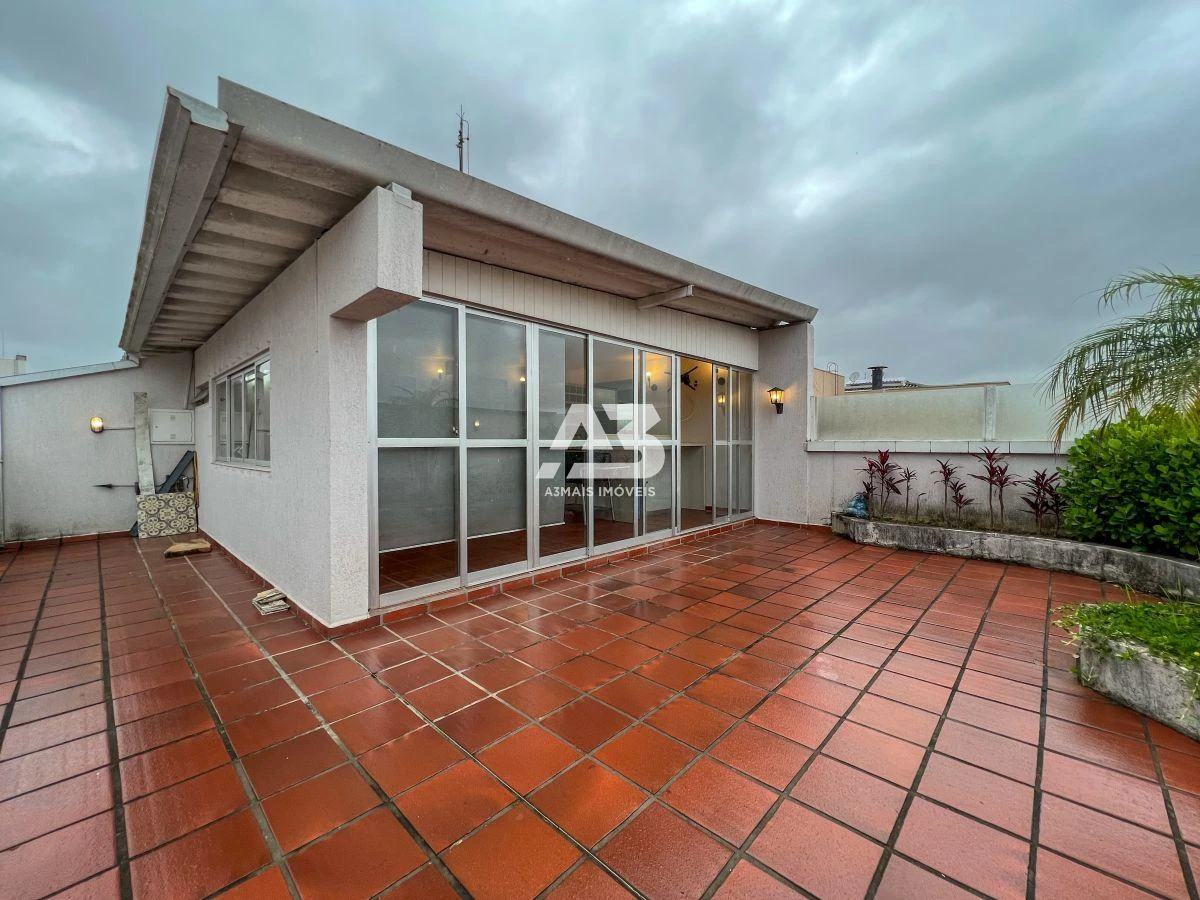 Vestidor y 2 dormitorios: departamento de 139 m² — photo 9