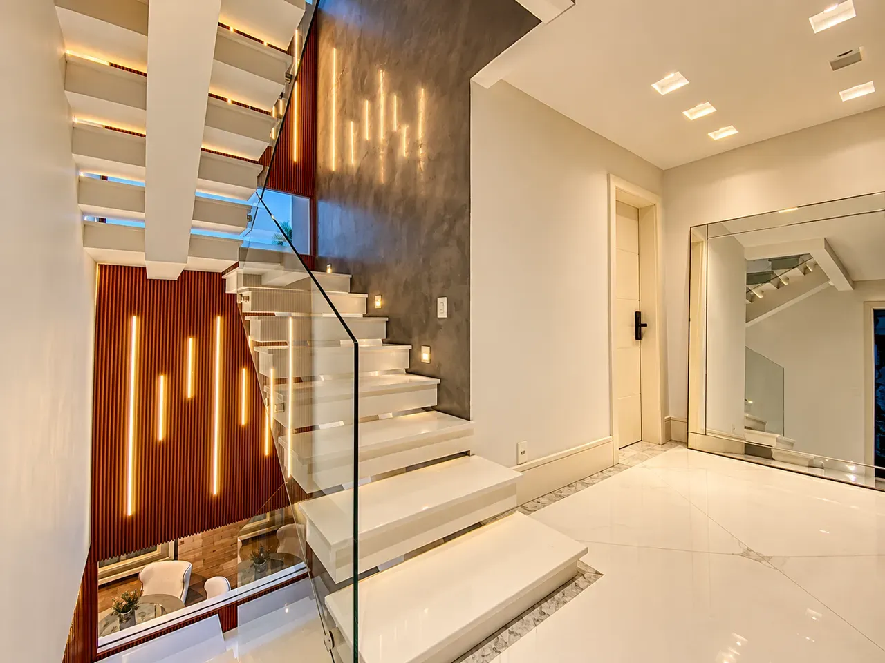 Casa de 5 dormitorios con balcón gourmet — photo 17