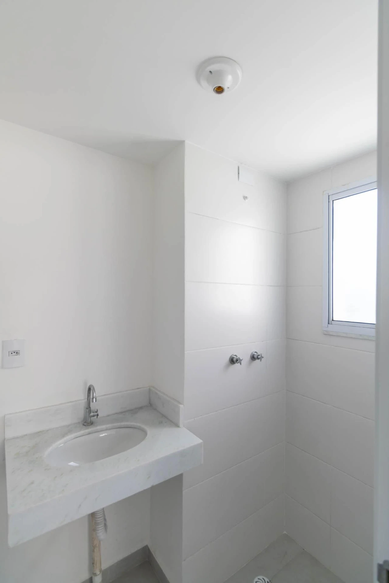 Apartment with 2 bedrooms, 1 en-suite and 1 parking spot — photo 34