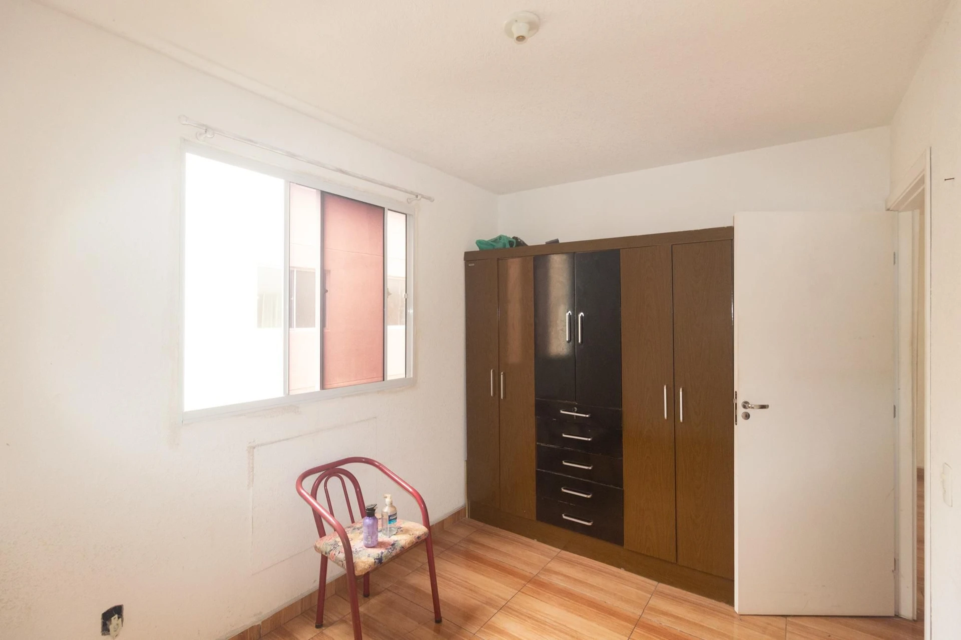 2-bedroom apartment with parking and gas cooking — photo 4