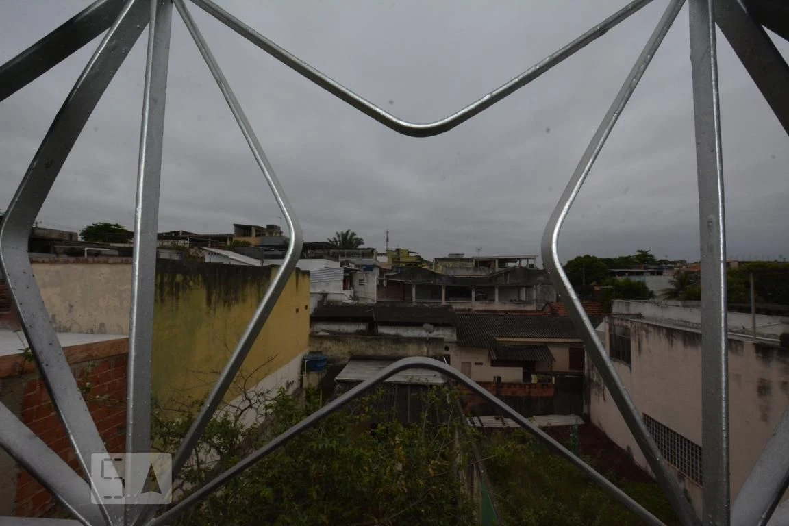 3-bedroom apartment with a glass-enclosed balcony — photo 46