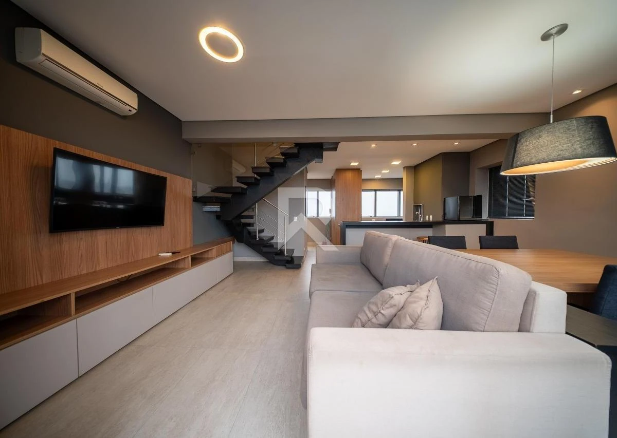Floor-to-ceiling windows in a 2-bedroom apartment, 109 m² — photo 24