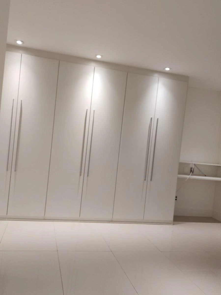 4-bedroom apartment with 280 m² and 2 parking spots — photo 4