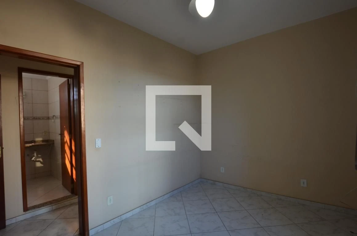 Casa sem mobília com 5 quartos e 5 banheiros — photo 27
