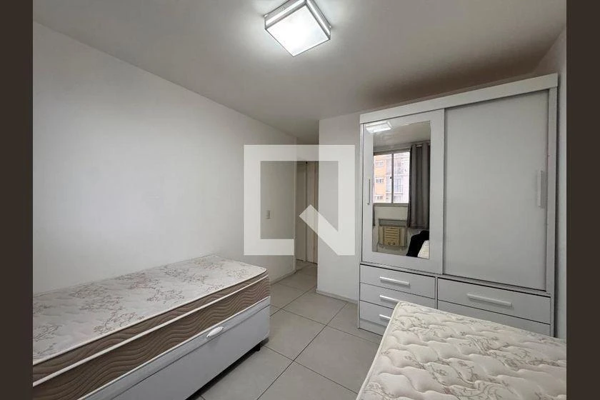 Mountain view in a 2-bedroom apartment, 69 m² — photo 8
