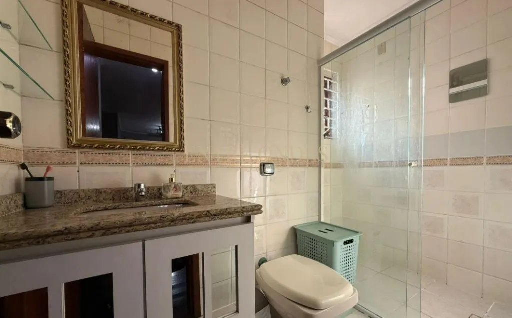 400 m² house with a private pool and a dishwasher — photo 41