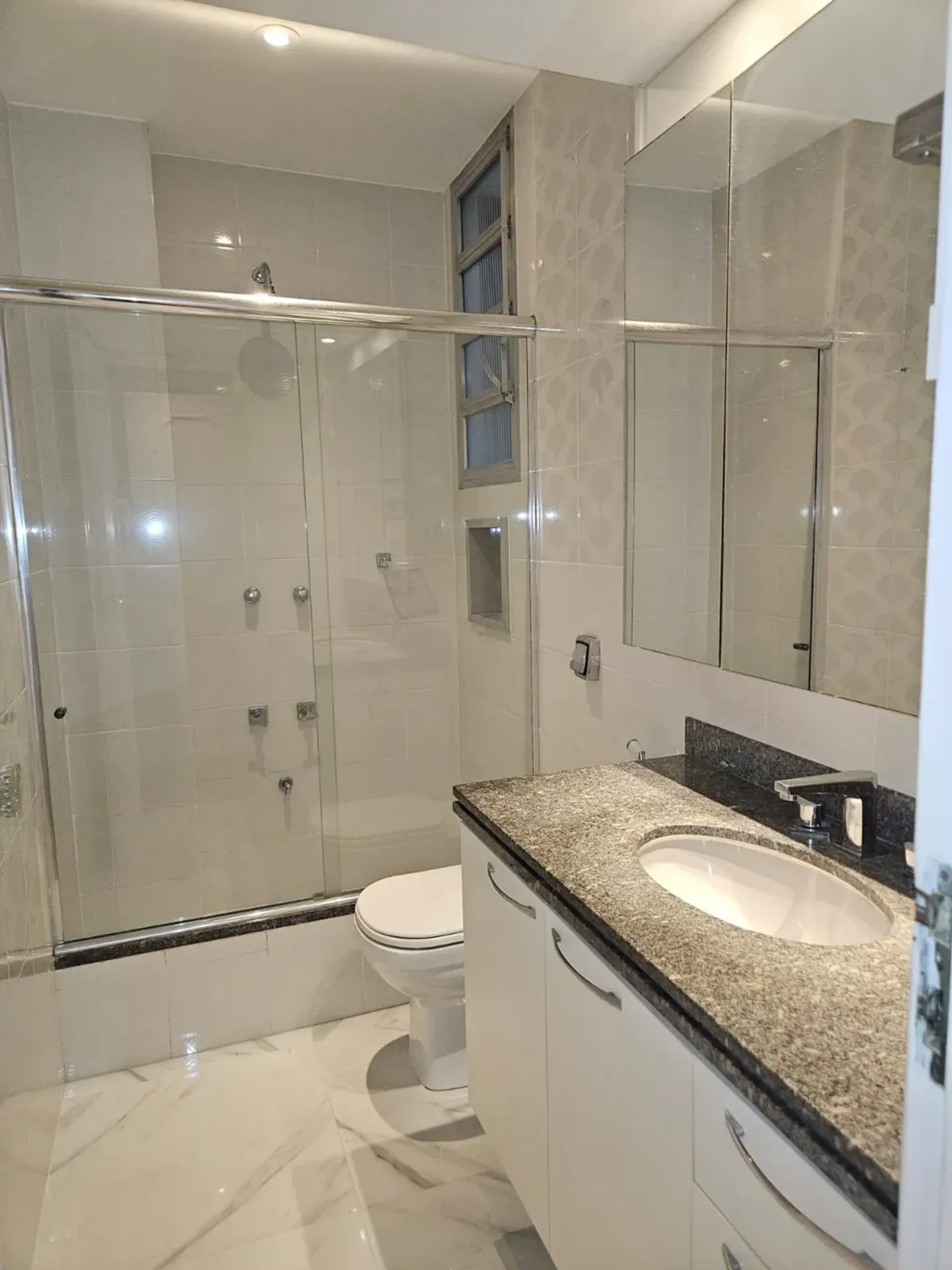 Apartamento, 200 m², com varanda envidraçada — photo 22