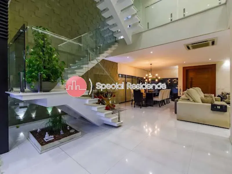 Furnished triplex house with 3 bedrooms and 5 bathrooms — photo 12