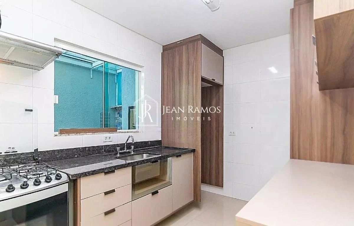 Bathtub in a 3-bedroom house, 115 m² — photo 9
