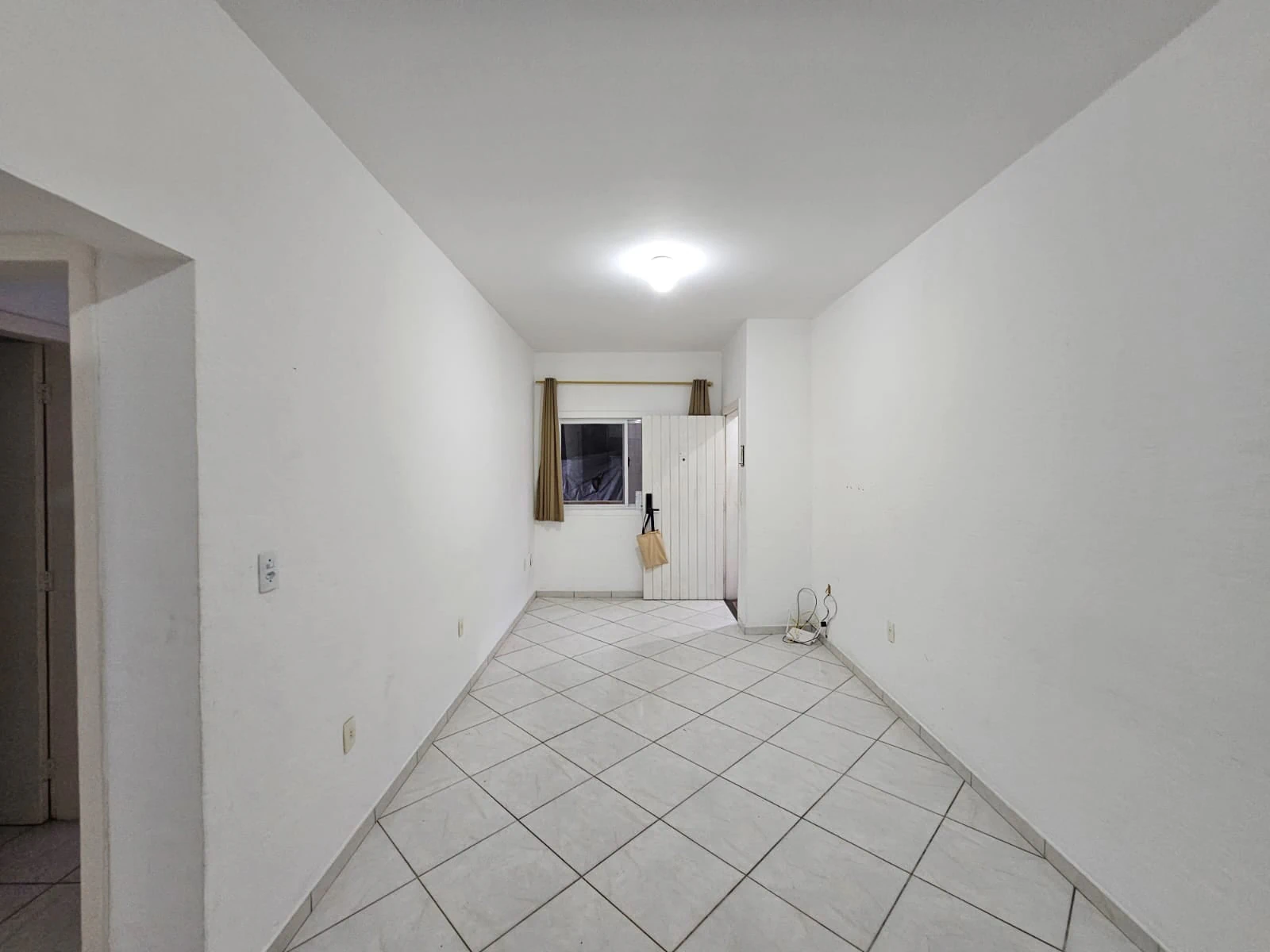 Apartamento de 2 quartos com suíte e 1 vaga