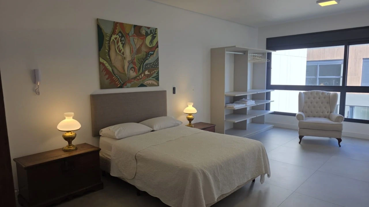 Квартира 72 м² с 1 спальней и 1 парковкой — photo 2