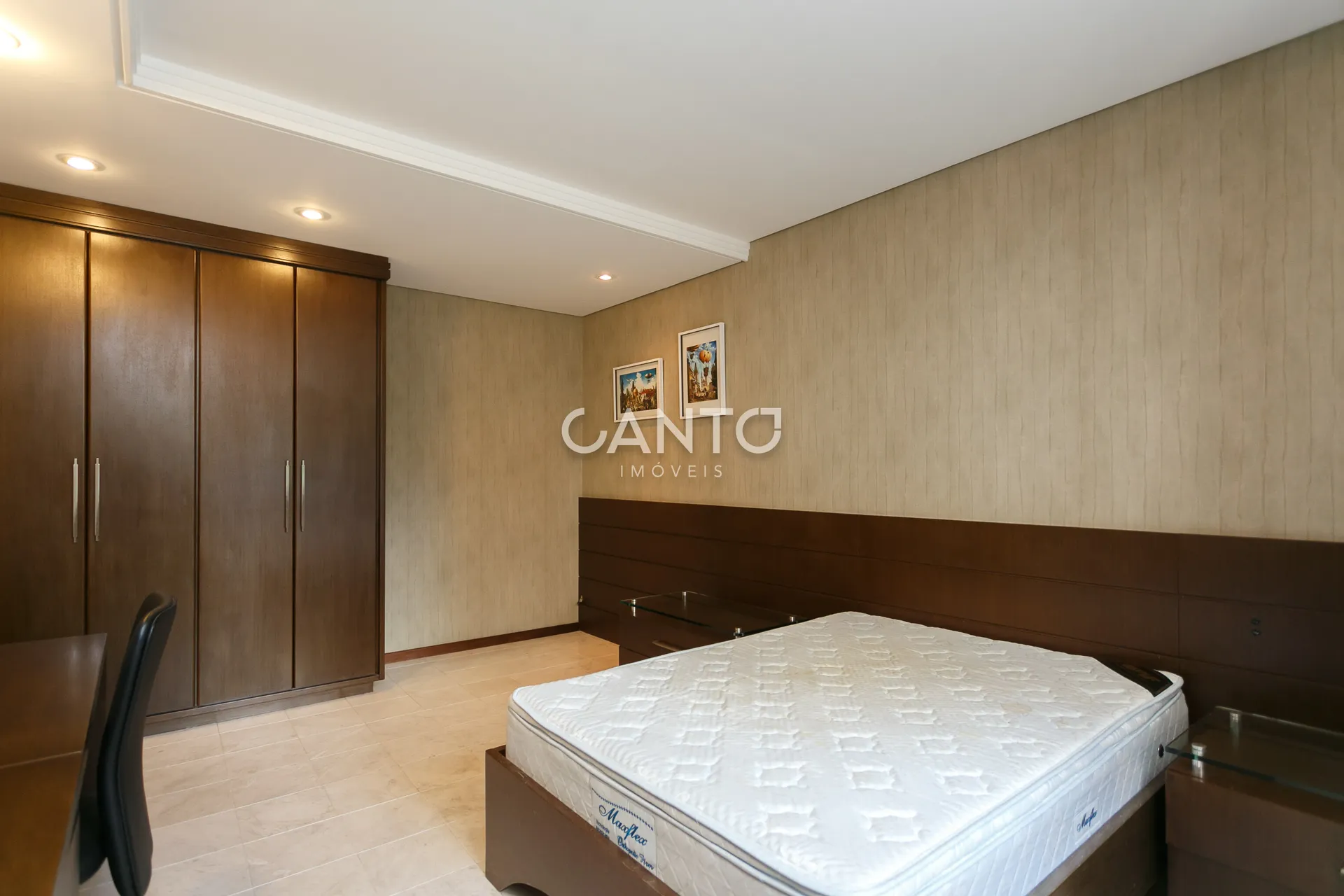 4-bedroom apartment with 3 parking spaces included — photo 38