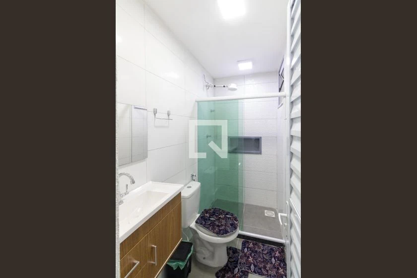Casa de 33 m² con 1 dormitorio y ducha con vidrio — photo 11