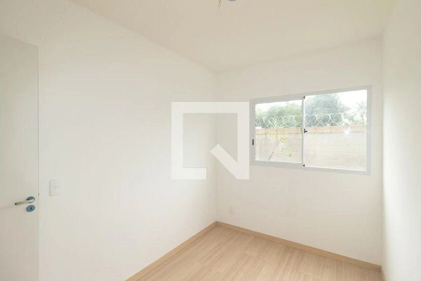 2-bedroom apartment in a building with a gym — photo 17