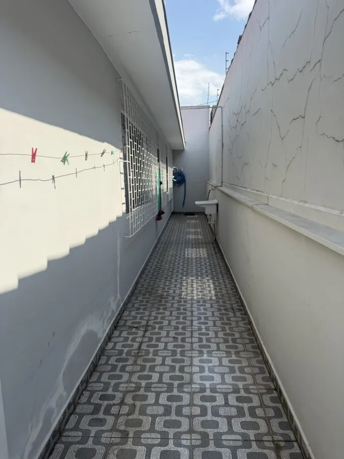 Furnished house, 300 m², with a bathtub — photo 35