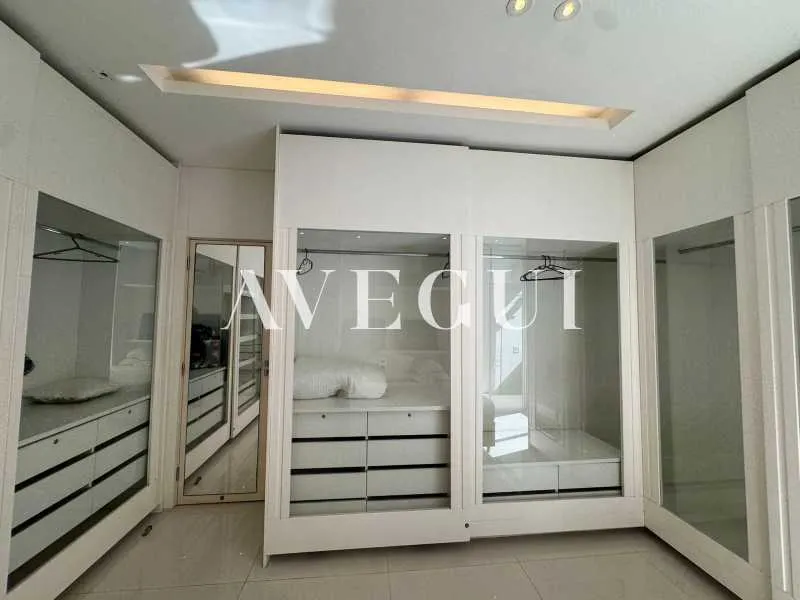 Furnished 173 m² apartment with 3 bedrooms and 4 bathrooms — photo 2