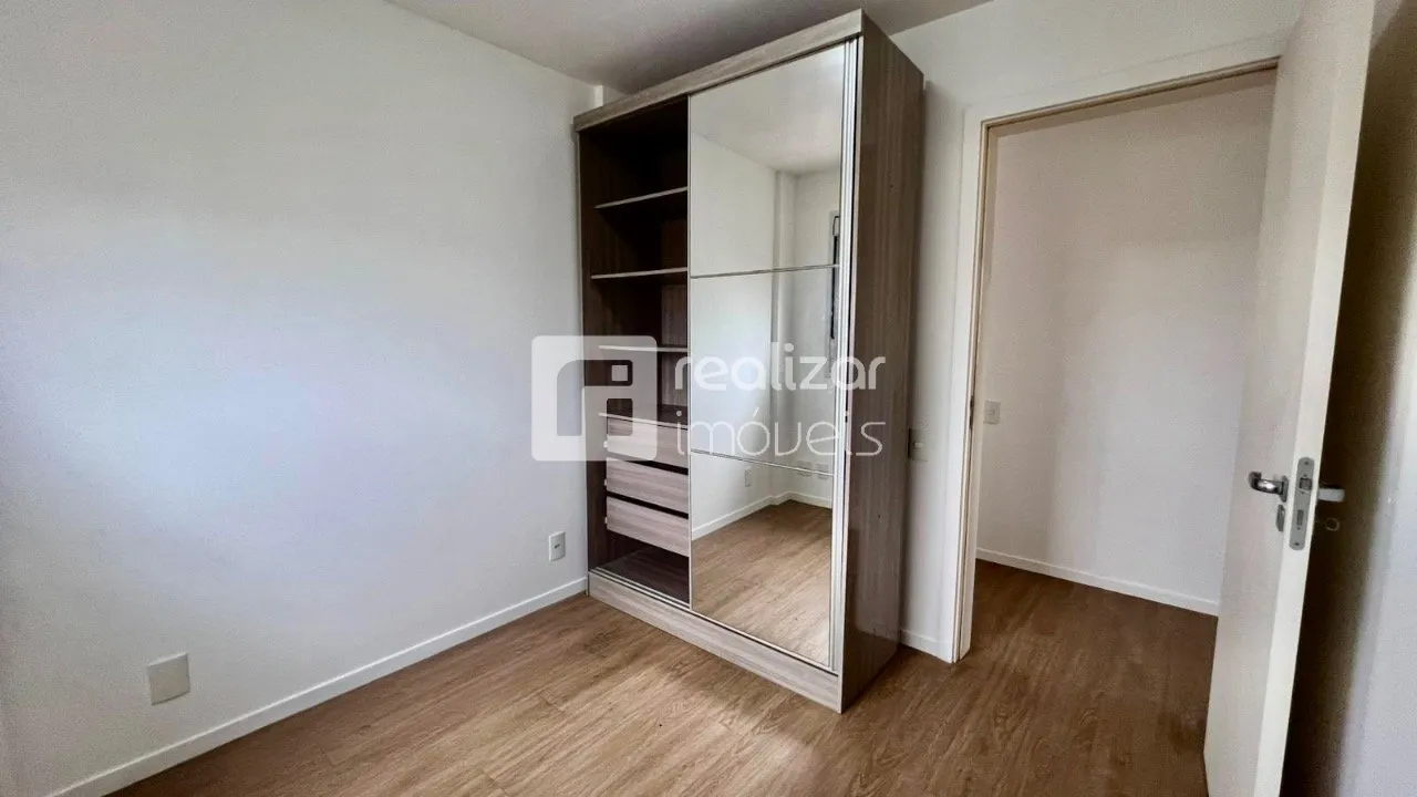 Квартира с 3 спальнями, suite и застеклённым балконом — photo 16