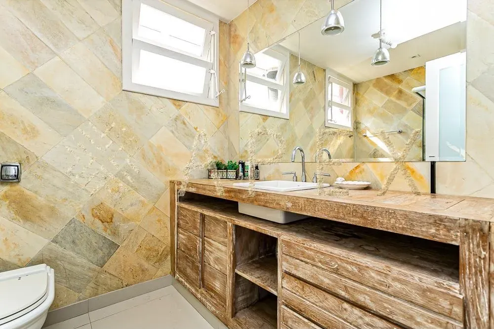 Furnished house with 6 bedrooms and 450 m² — photo 21