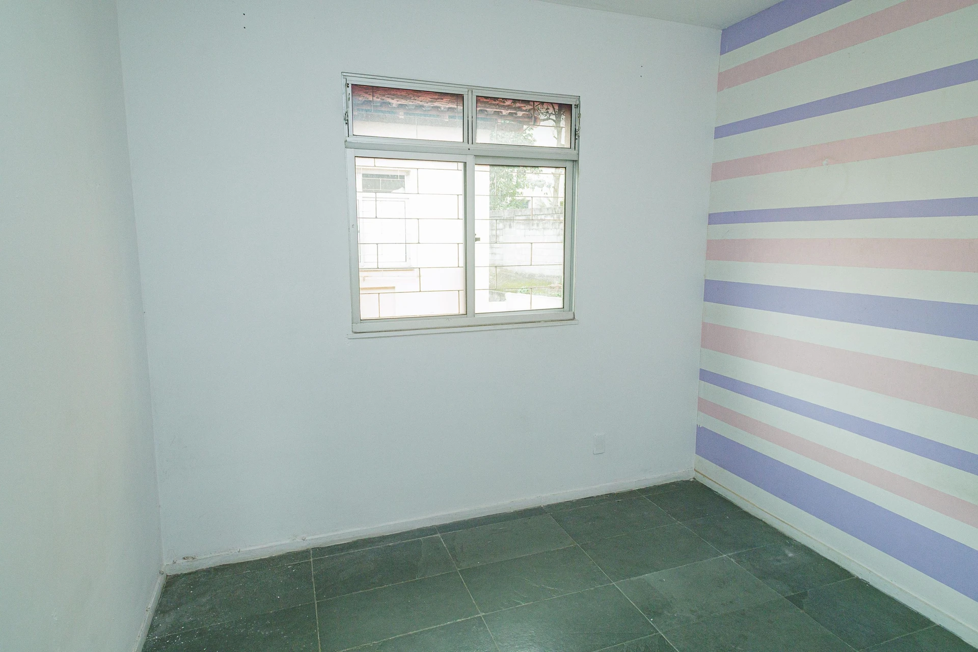 Unfurnished house with 2 bedrooms and a backyard — photo 15