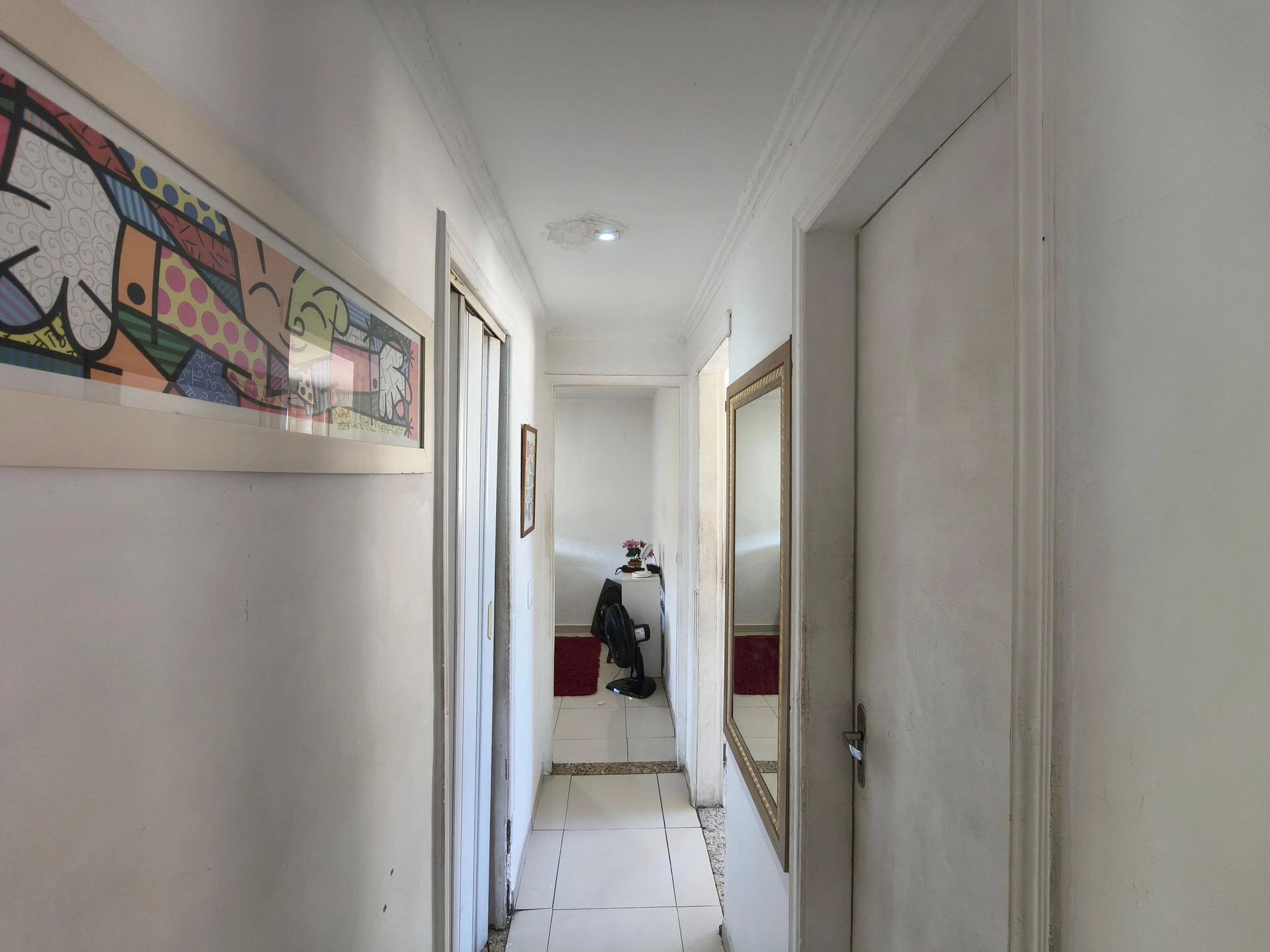 Furnished 2-bedroom apartment with 1 bathroom — photo 18