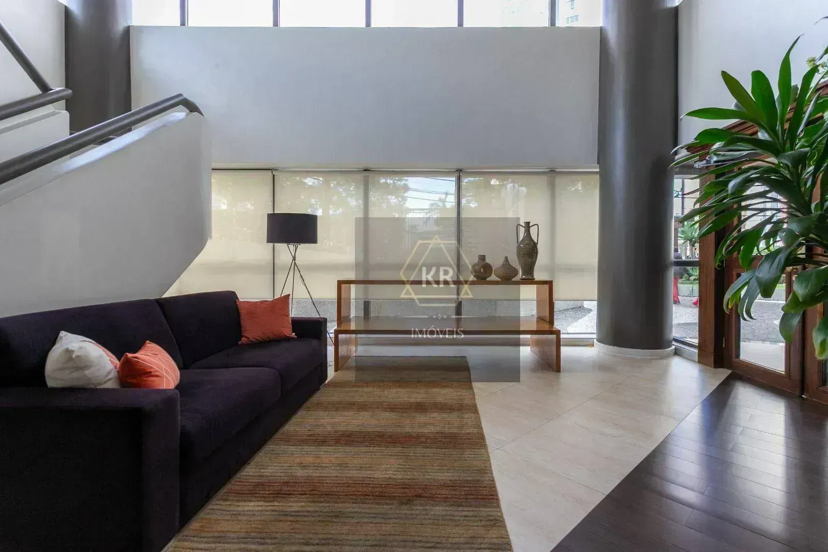Furnished 272 m² apartment with 3 en-suites and 4 parking — photo 68