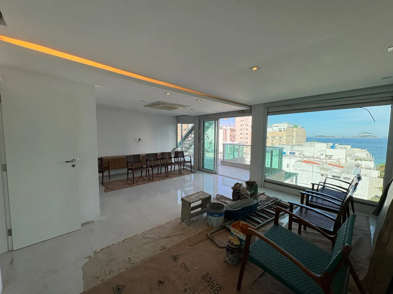 Triplex penthouse with 3 bedrooms and water view — photo 18
