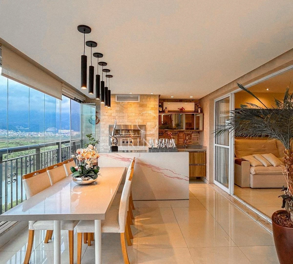 Квартира 169 м² з 4 спальнями та відкритою кухнею — photo 14