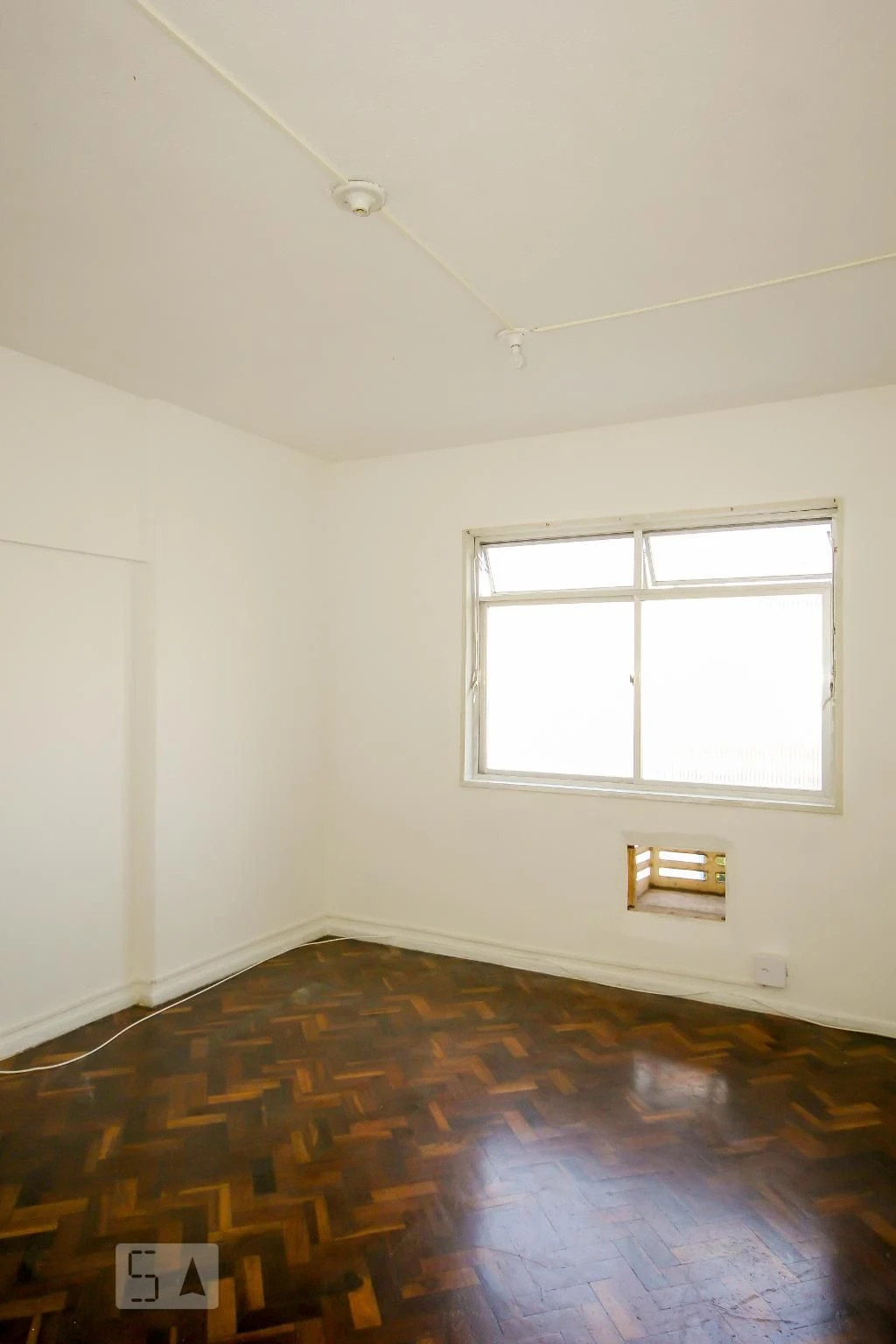 Apartment, 30 m², with wood or laminate floors — photo 12