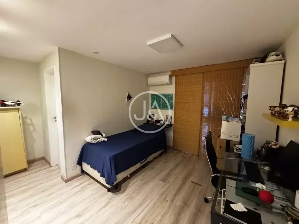 Furnished penthouse with 4 bedrooms and 260 m² — photo 6