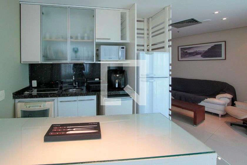 Furnished 120 m² apartment with 2 en-suite bedrooms — photo 24