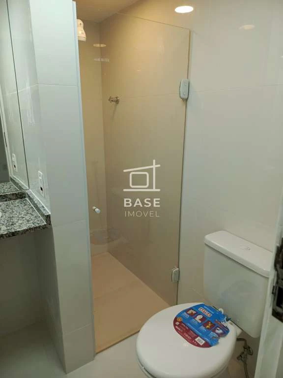 Apartamento de 1 quarto de 30 m² com piscina do condomínio — photo 4