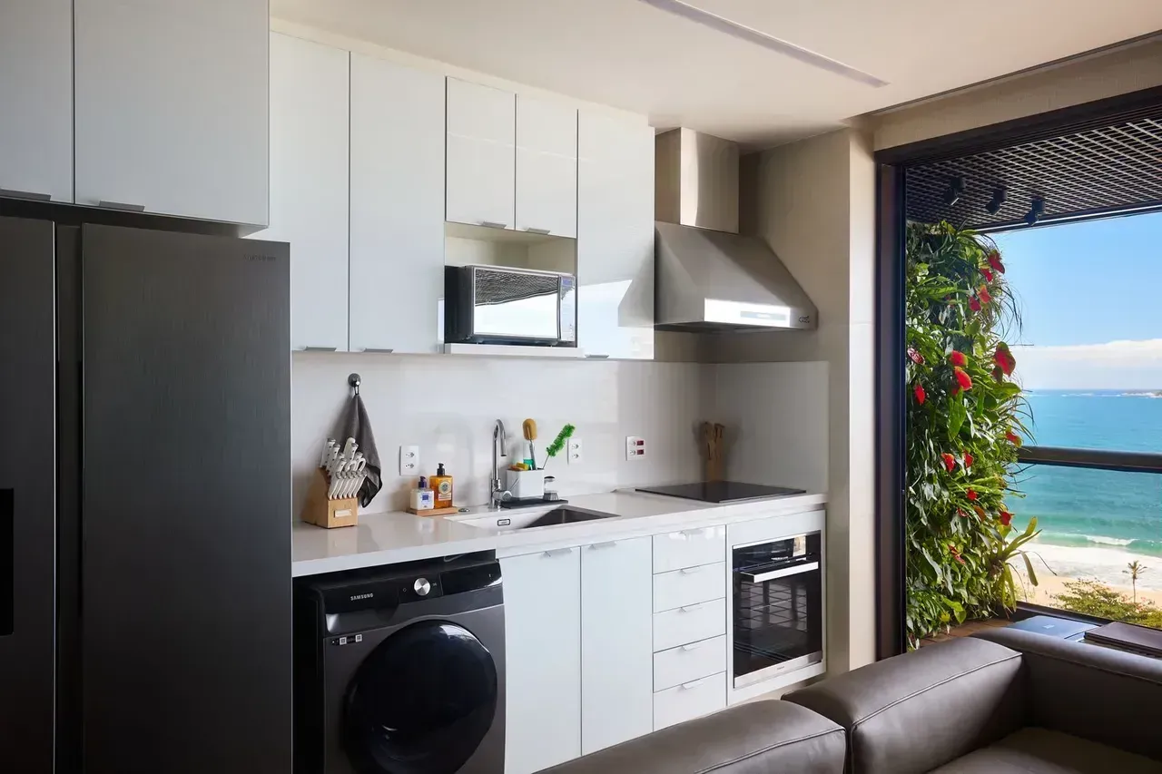 Apartamento mobiliado com 2 quartos e 3 banheiros — photo 3