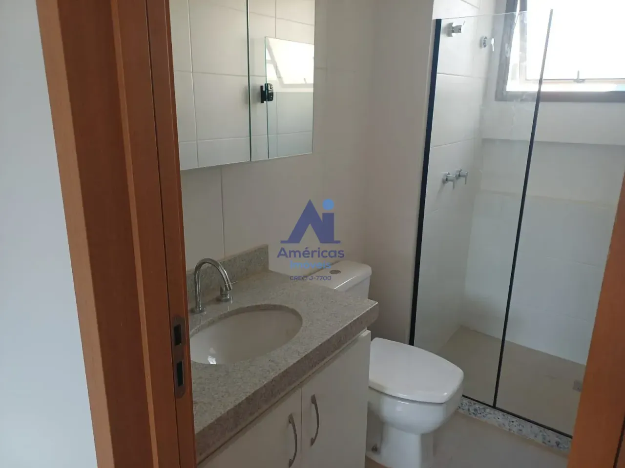 Rental apartment with 3 bedrooms and a balcony — photo 16