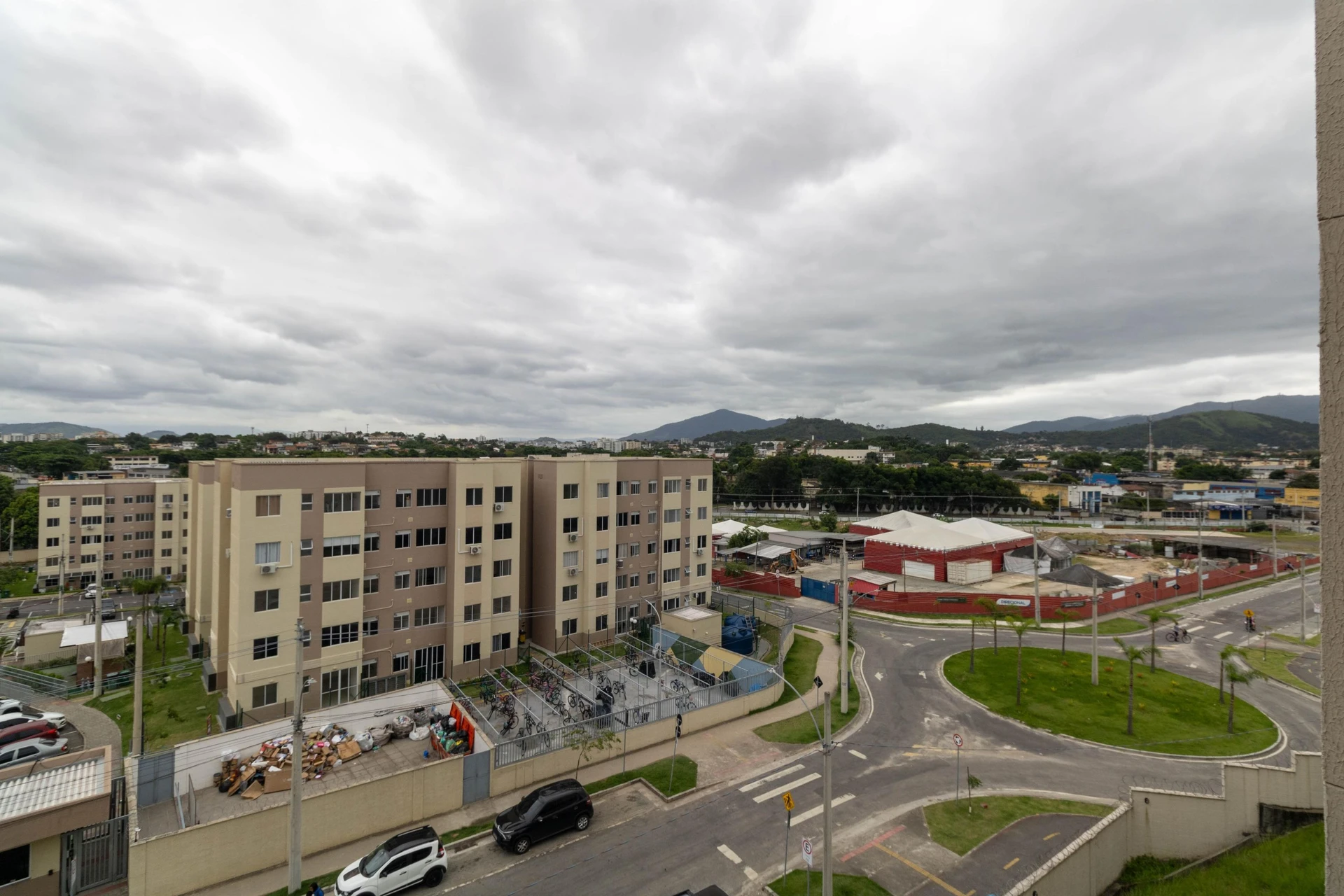 Apartamento de 2 quartos em condomínio com academia — photo 8