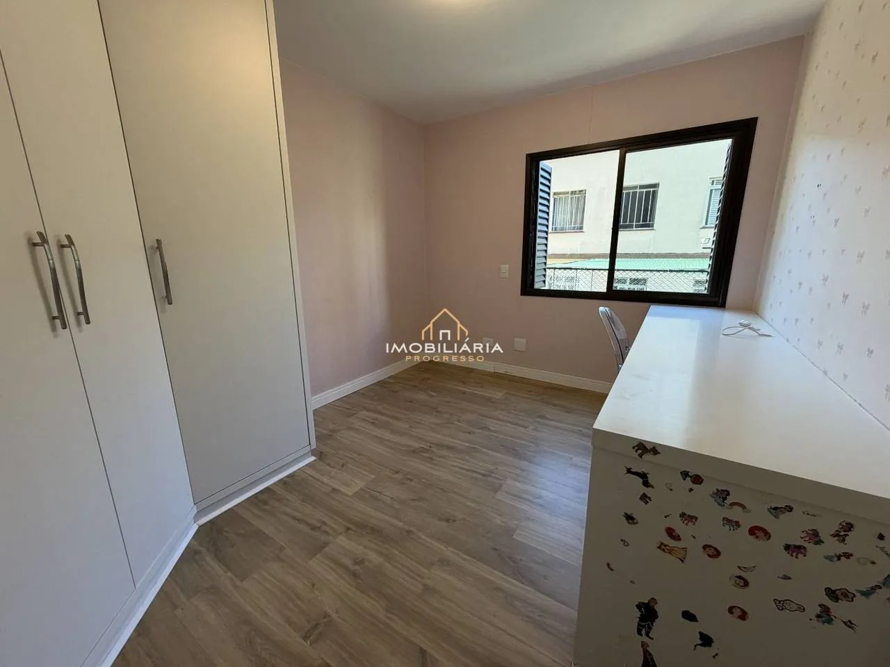 3-bedroom apartment with a home office in Curitiba — photo 11