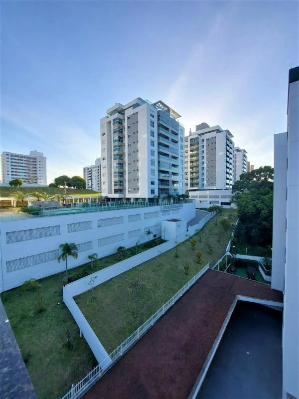 Balcony with a grill in a 3-bedroom apartment, 93 m² — photo 20