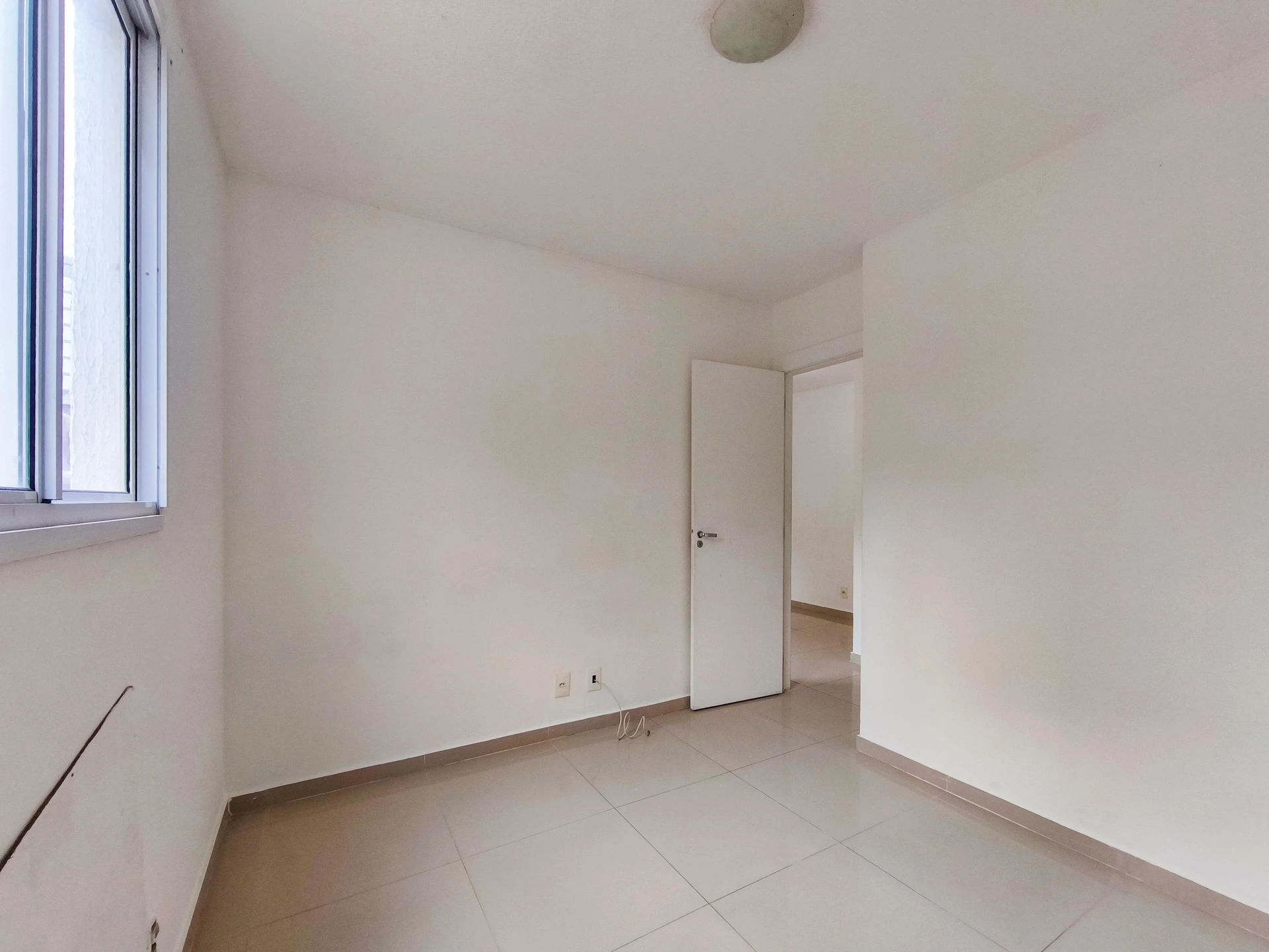 Apartamento de 2 quartos em condomínio com piscina — photo 40