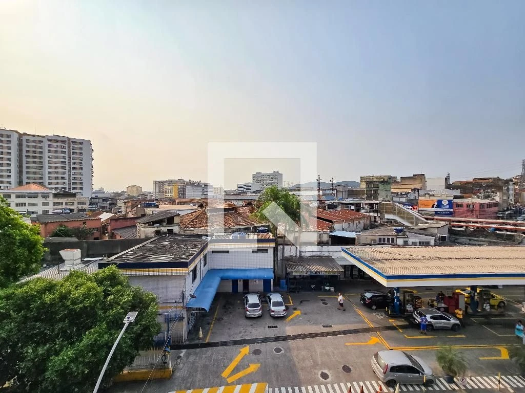 Apartamento mobiliado com 4 quartos e cozinha separada — photo 22