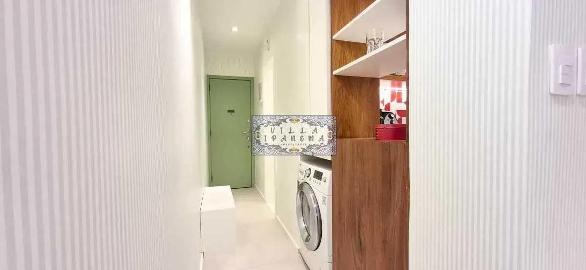 Furnished 1-bedroom apartment with open-plan kitchen — photo 19