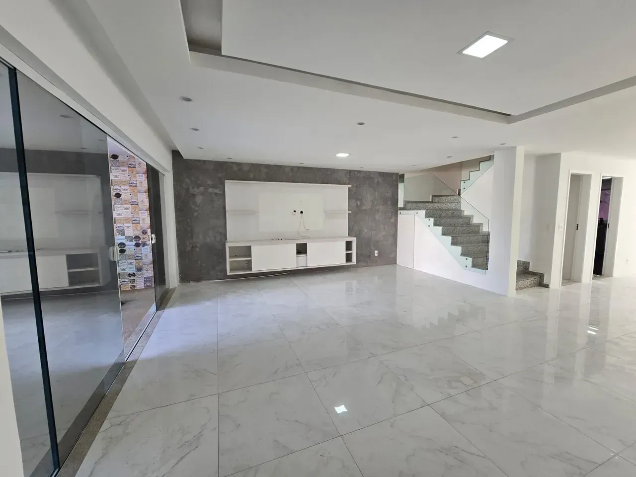 Casa para aluguel 330 m² com 4 quartos e cozinha americana — photo 3