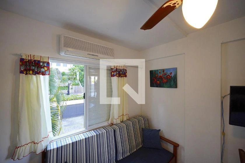 Furnished 2-bedroom apartment with an open gas kitchen — photo 3