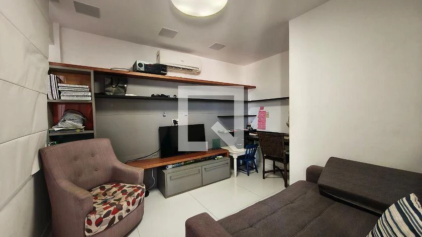 Панорамные окна и 4 спальни: квартира 200 м² — photo 23