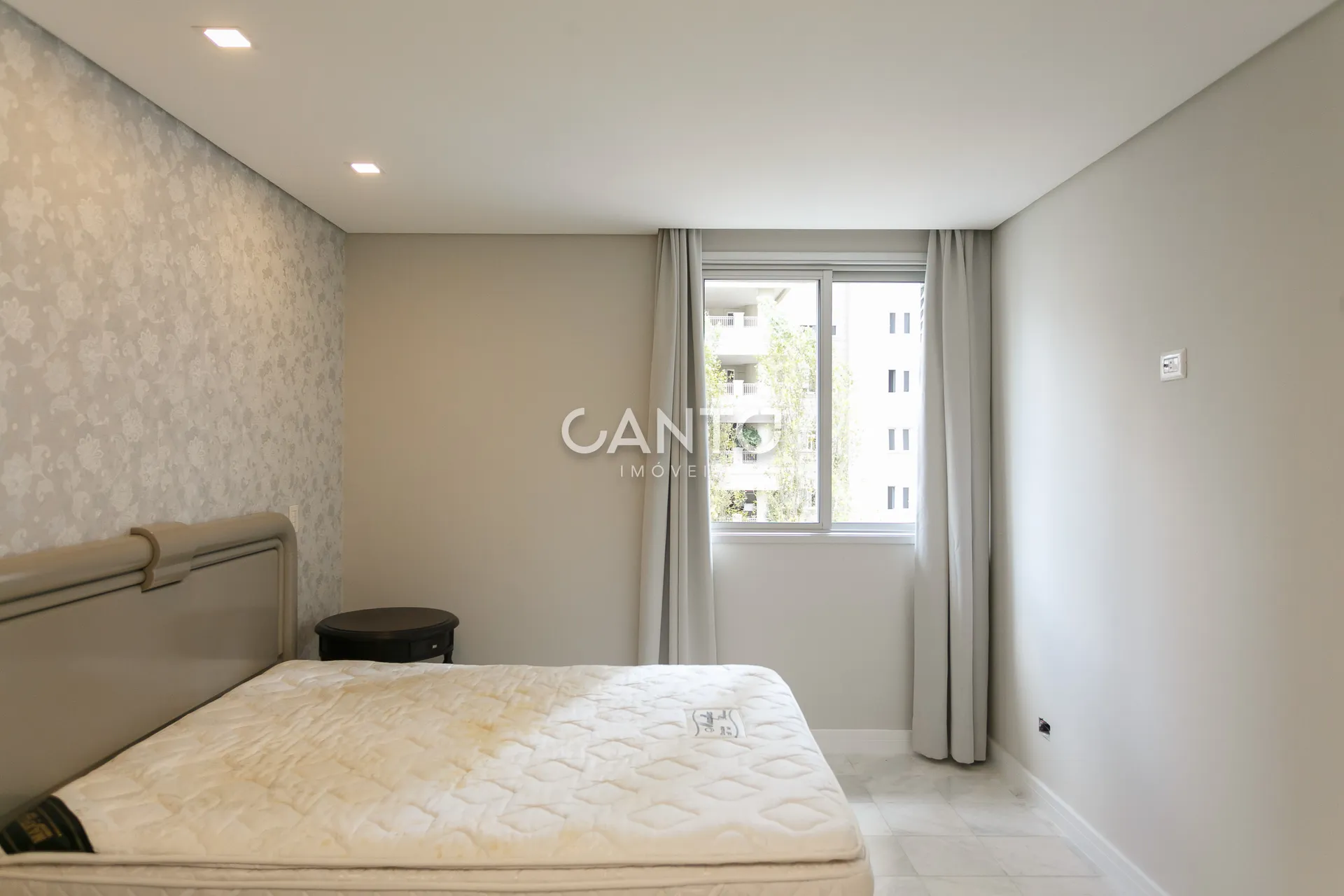 4-bedroom apartment with 3 parking spaces included — photo 22