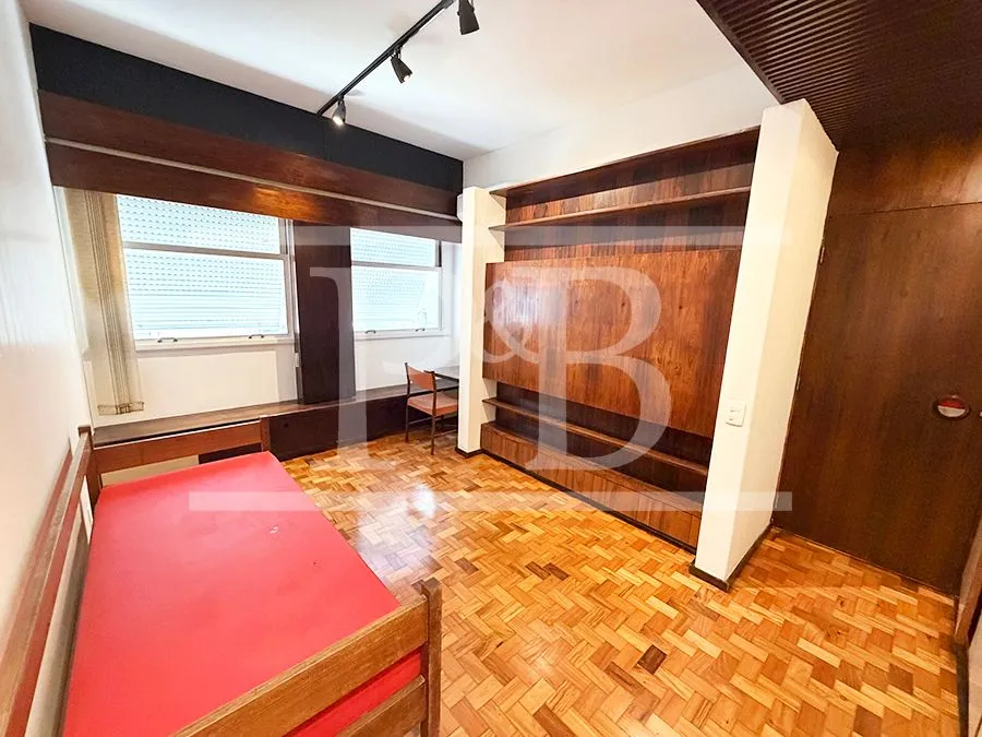 310 m² apartment with floor-to-ceiling windows and a bathtub — photo 20